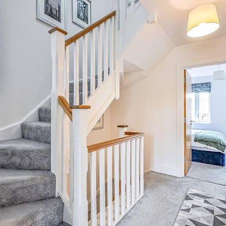 Entire House Sleeps 8 Near The River Thames Μεϊντενχέντ Εξωτερικό φωτογραφία